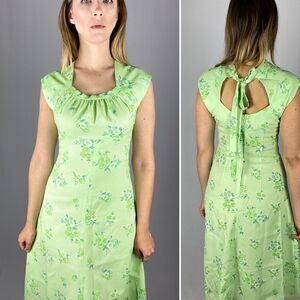 Vintage 70s Feminine Summer Floral Dress. Wedding Guest Capped Sleeves Open Back